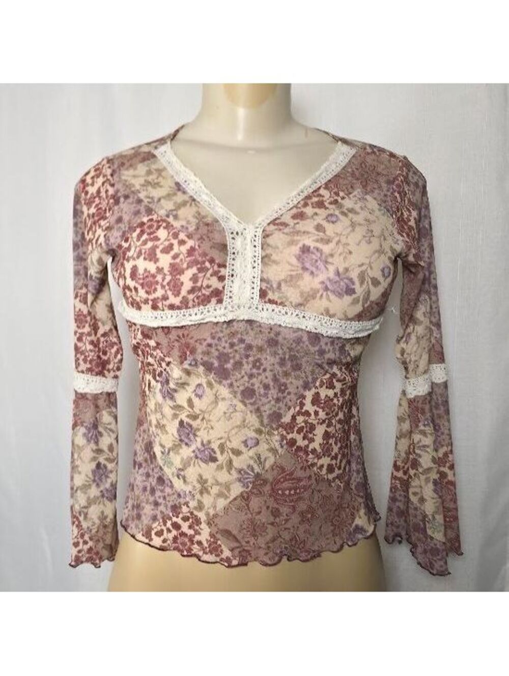 Xhilaration Floral Patchwork Bell Sleeve Lace Trim Y2K Fairy Grunge Whimsy Top M